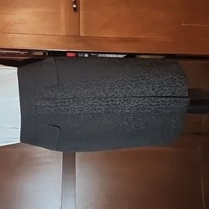 ANN TAYLOR Leopard Print Wool Blend Pencil Skirt - Size 4